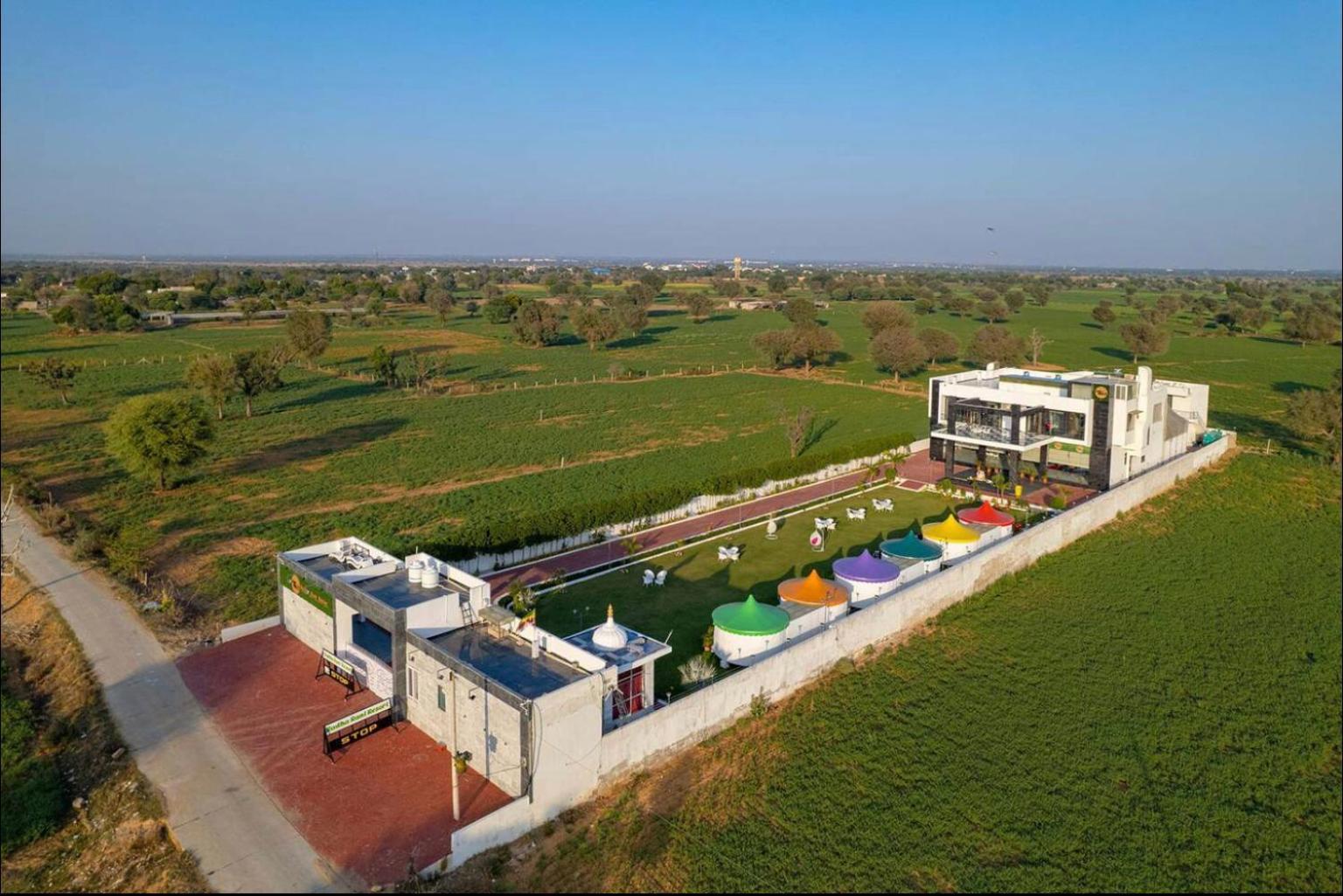 Iris Heaven'Z By Radha Rani Resort Džajpur Exteriér fotografie